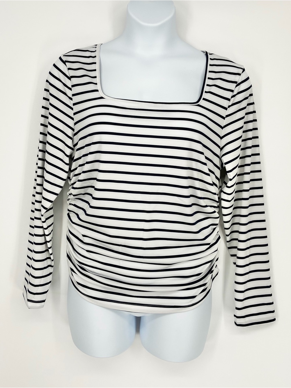 Ava & Viv Black White Striped Square Neck Long Sleeve Ruched Top Size 1XL